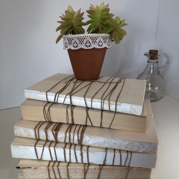 Decorative books, set a five unbound books - Picture 1 of 6